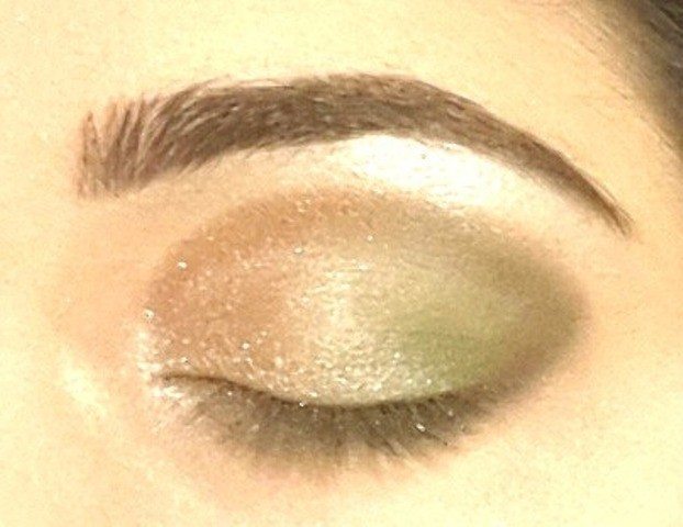 Gold and Green Smoky Eye Party Look Tutorial 8