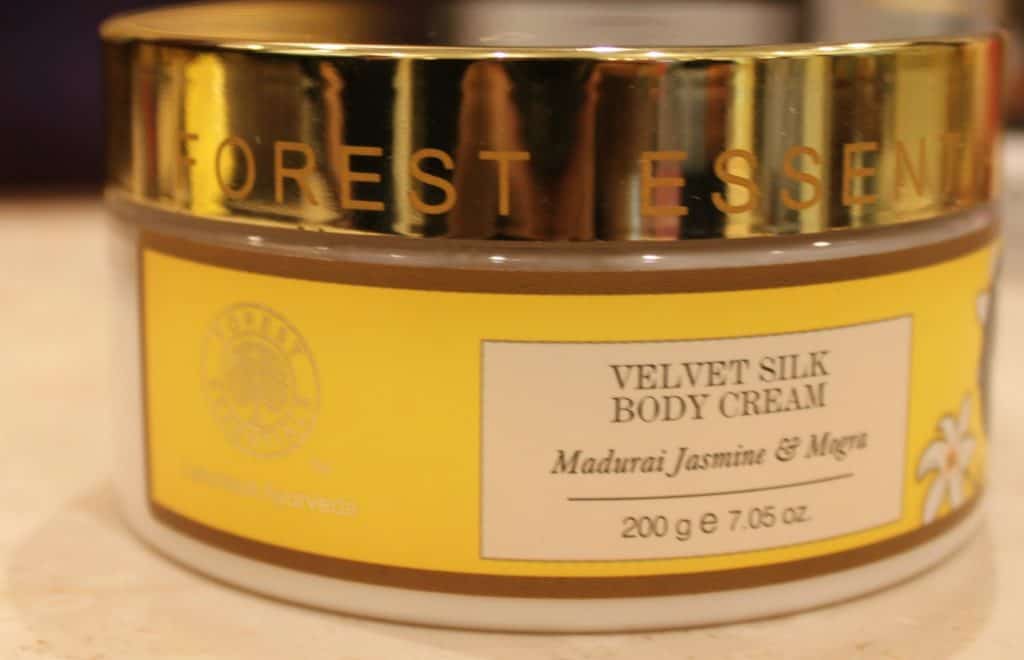 Forest Essentials Velvet Silk Body Cream Madurai Jasmine & Mogra Review