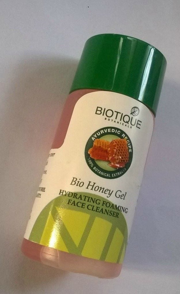 Biotique Bio Honey Gel Hydrating Foaming Face Cleanser