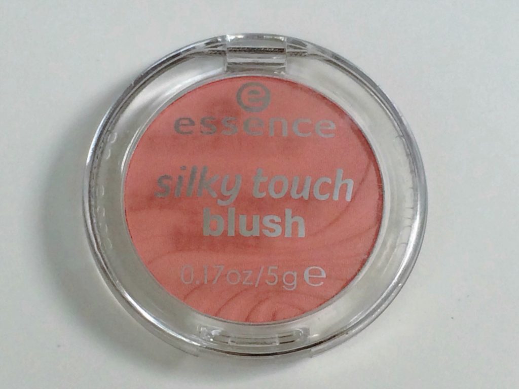 Essence Silky Touch Blush Adorable 10   1