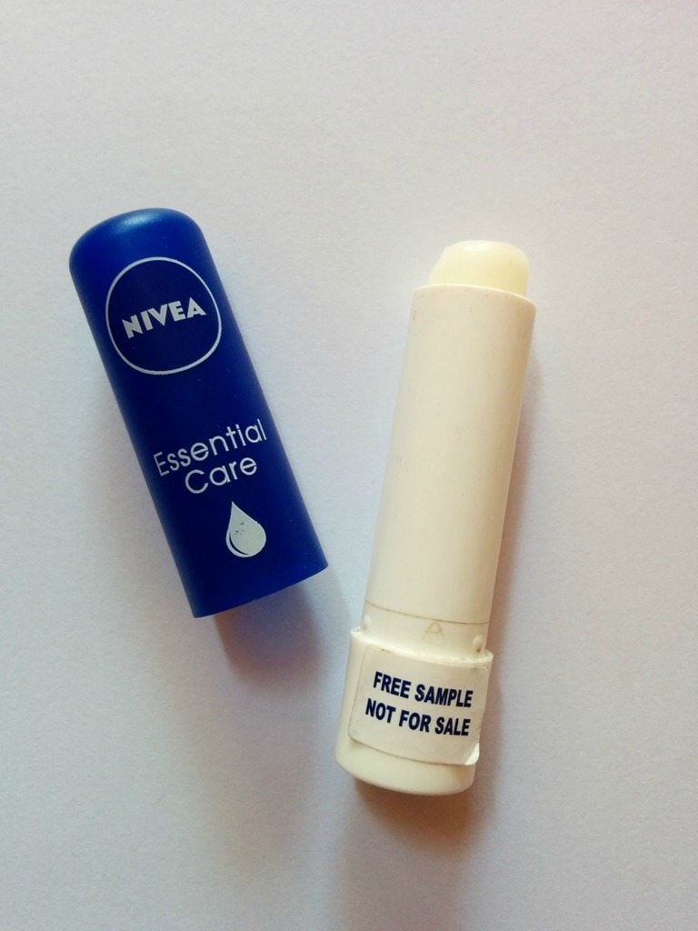Nivea Essential Lip Care 1