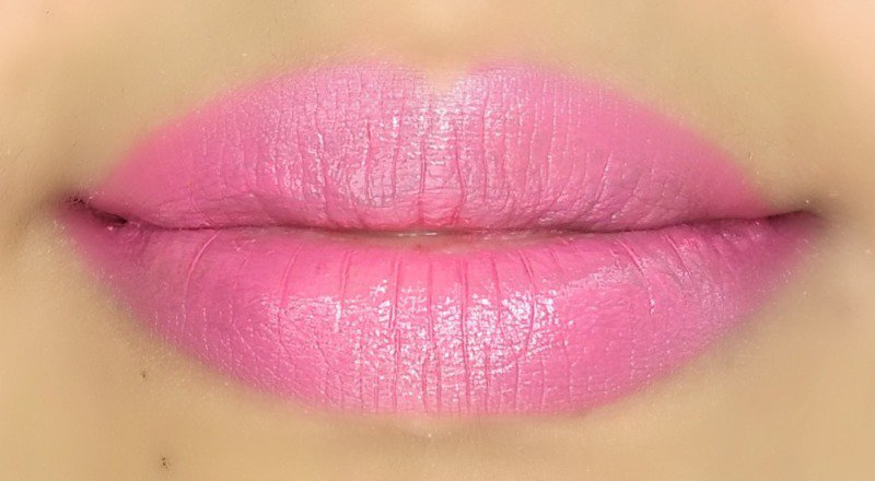 Wet N Wild Satin Finish Lipstick Hot Paris Pink 4